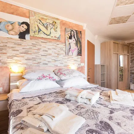 Villa Emily
